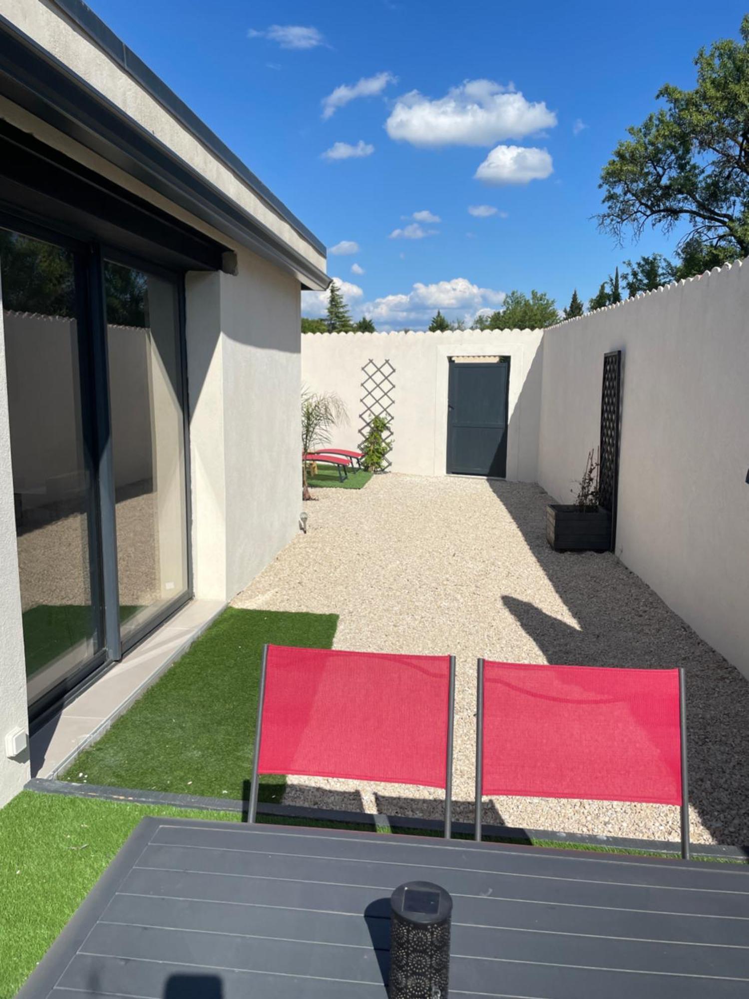 Maison De 40M2 Avec Jardin De 50M2 Orange  Exterior foto